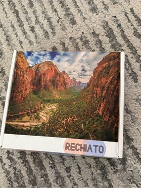 NWT 1000 piece canyon puzzle